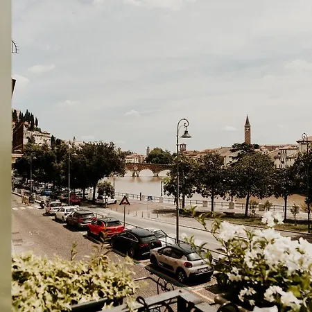 La Piu' Bella Apartament *